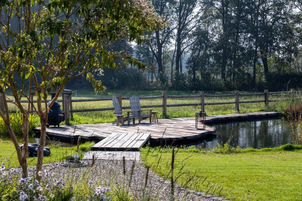 Mooie tuin met zwemvijver Moergestel