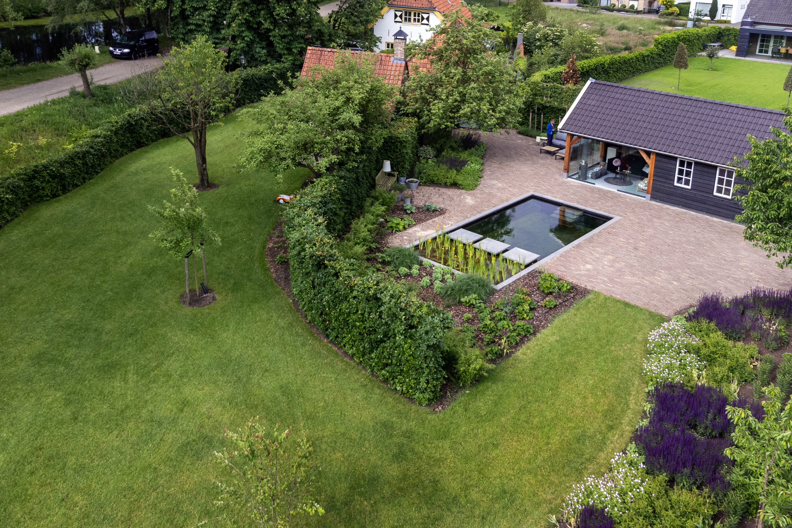 Zwemvijver tuin in Helmond